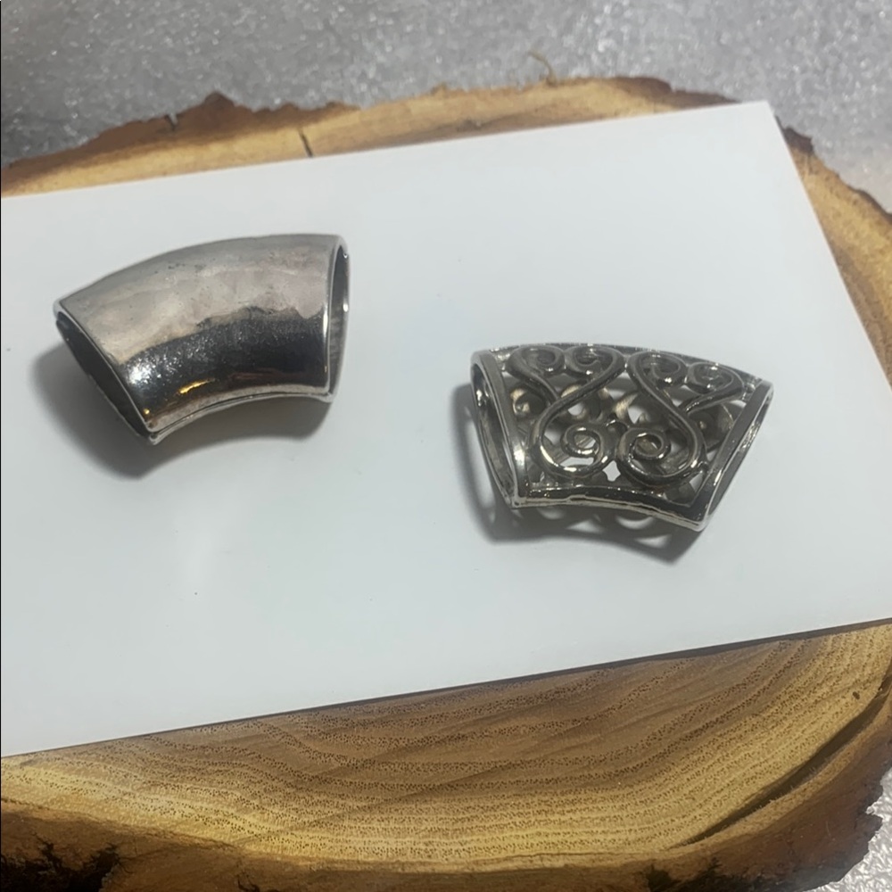 Silver Tone Metal  Scarf Tube Slide Set